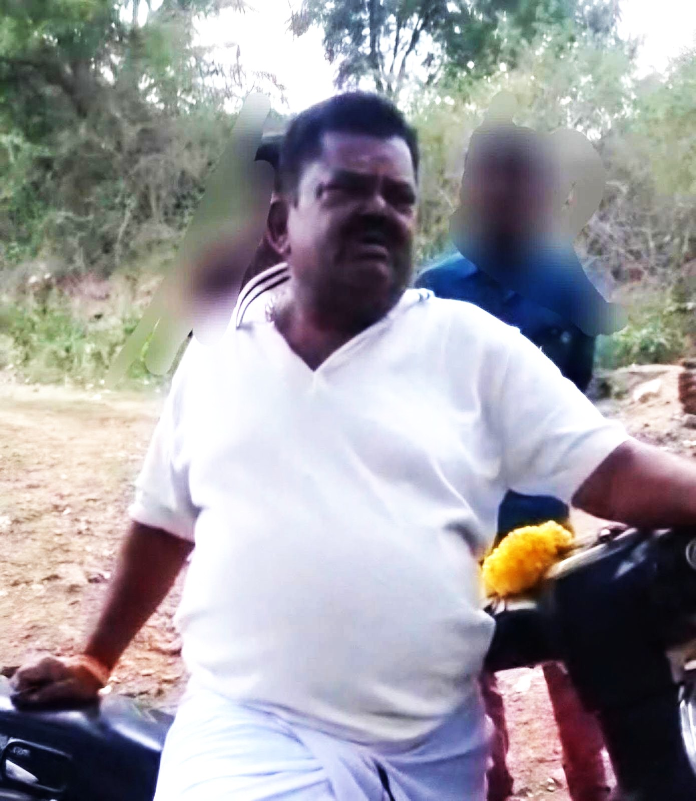 திருப்பத்தூர் அருகே மதுபோதையில் கோயில் மணிகள் திருடிய தமிழக வெற்றிக் கழக கிளை நிர்வாகி கைது.